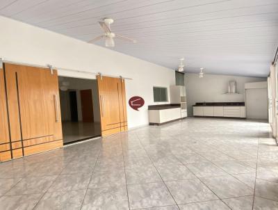 Casa em Condom�nio para Venda, em Caldas Novas, bairro Est�ncia Itanhang�, 2 dormit�rios, 2 banheiros, 1 su�te, 2 vagas